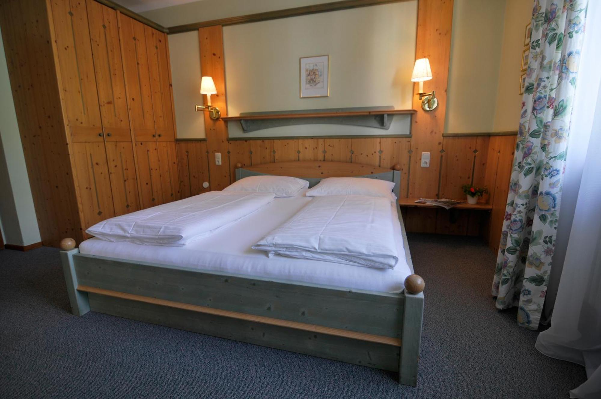 Landgasthof Kirchenwirt Grossraming Bagian luar foto